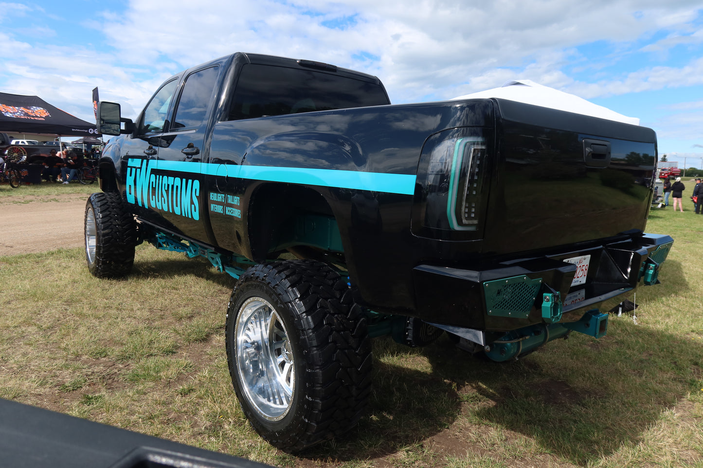 07-13 GMC Sierra Full size C-Bar Tail Lights